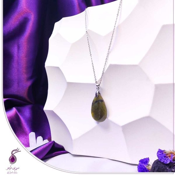 آویز سنگ یشم